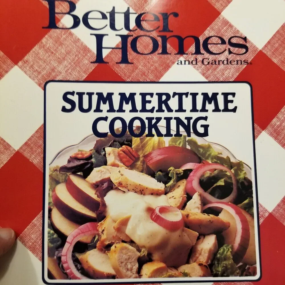 Vintage better homes and gardens summertime cooking paperback Cookbook